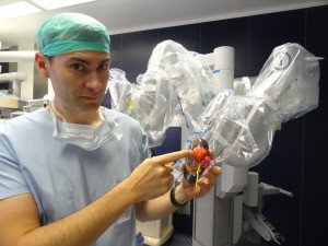 Pour le Dr. Bernhard, la seule chose plus précise qu'un modèle imprimé en 3D multi-matériaux en couleur du rein d'un patient est le patient lui-même 