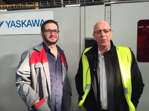 Anthony Orblin, service Méthodes chez AL-KO, et Bruno Rodrigues, technico-commercial Robotique de Yaskawa (De gauche à droite )