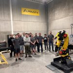 Thomas Janquart (CEO) et une partie de l’équipe des techniciens et des roboticiens dans les nouveaux locaux en Belgique.Source : Armin Robotics